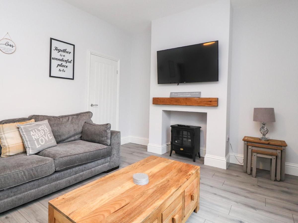 37 Nutter Road Villa Cleveleys Dış mekan fotoğraf