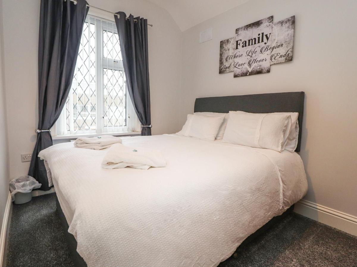 37 Nutter Road Villa Cleveleys Dış mekan fotoğraf