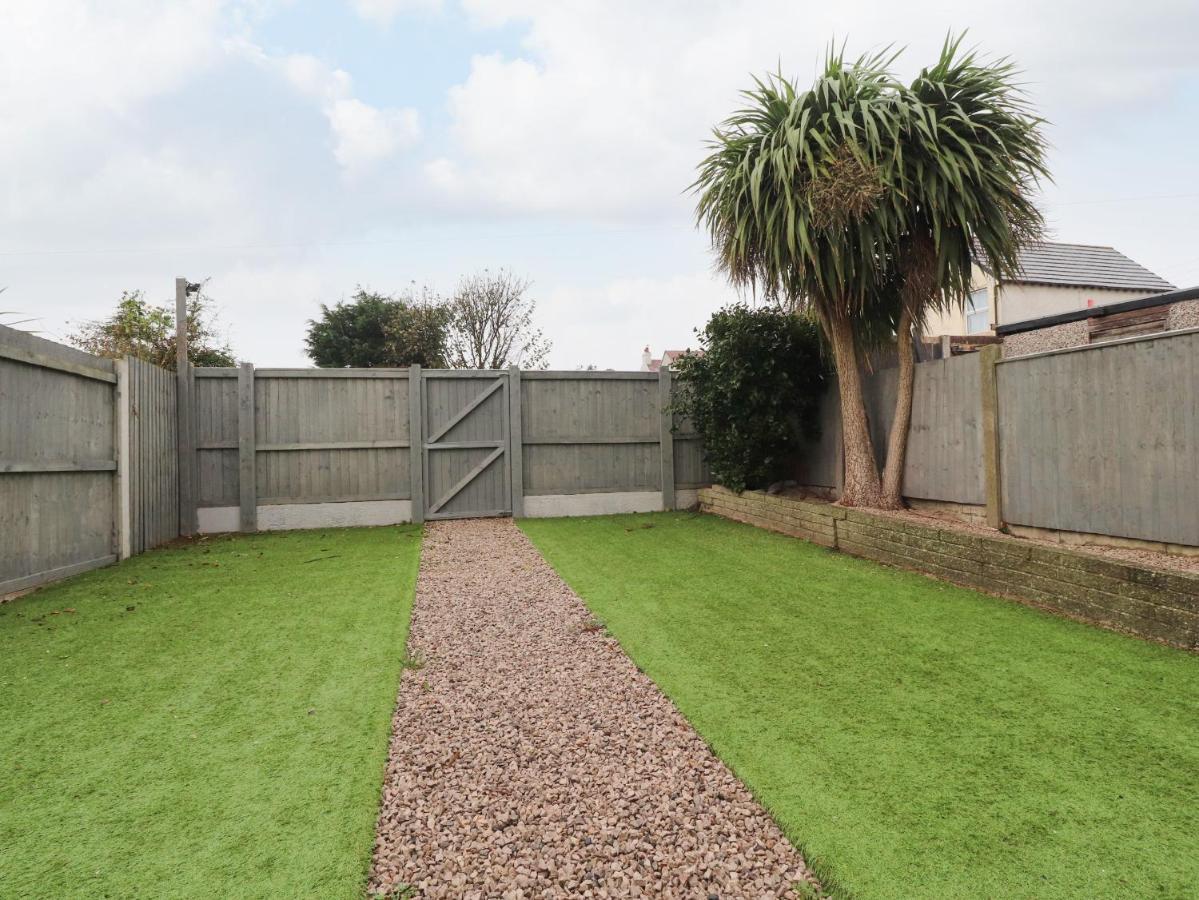 37 Nutter Road Villa Cleveleys Dış mekan fotoğraf